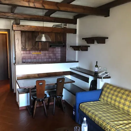 アパートホテル Palace 2