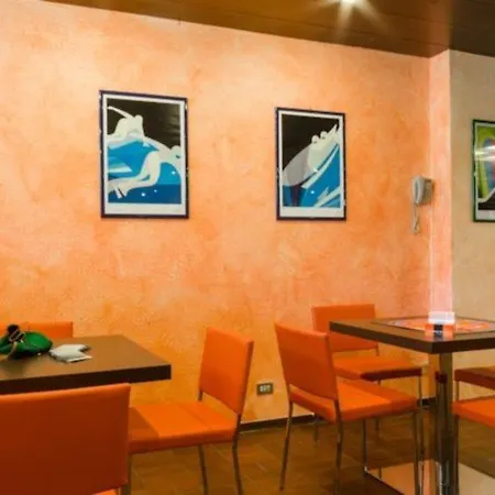 Palace 2 アパートホテル