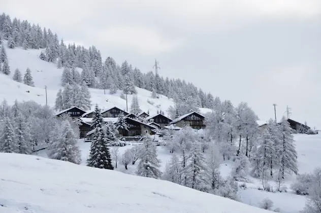 Palace 2 Aparthotel 3*