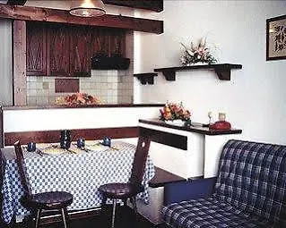 Palace 2 Aparthotel 3*